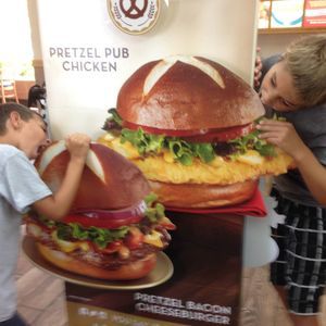 Meet your Posher, Ty